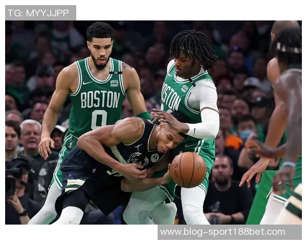 字母哥半场表现平平仅得9分3板5助3帽球队需加强进攻力度